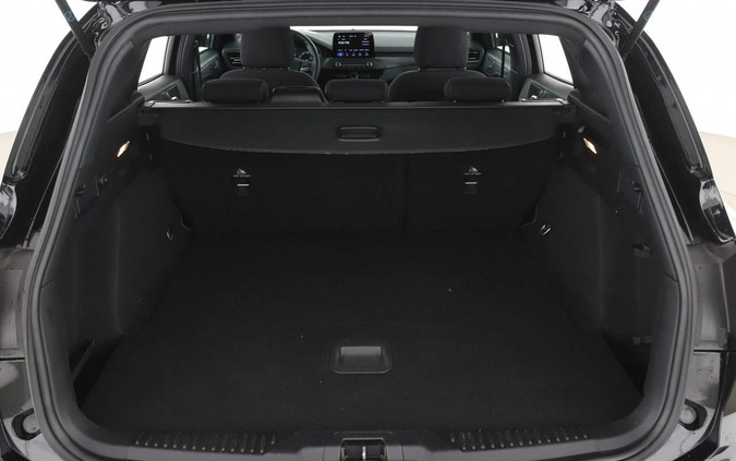 Ford Focus cena 65000 przebieg: 157524, rok produkcji 2018 z Zakroczym małe 352